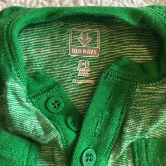 Old Navy green shorts onesie. 3-6 months - Picture 3 of 3